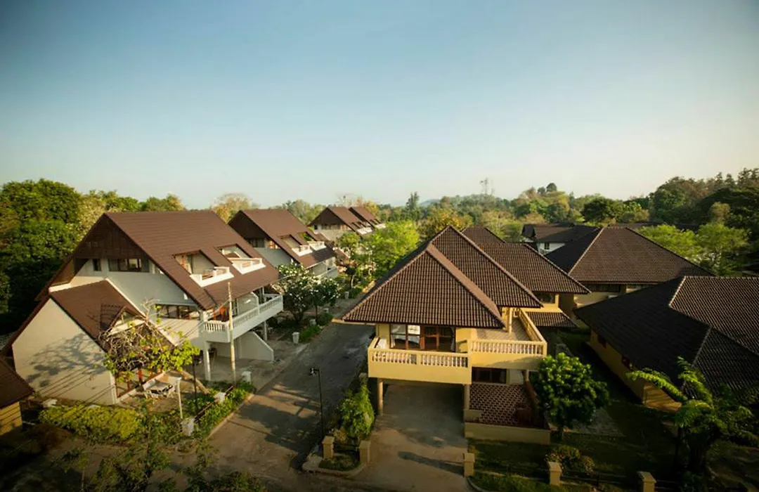 Moment Villa-1
